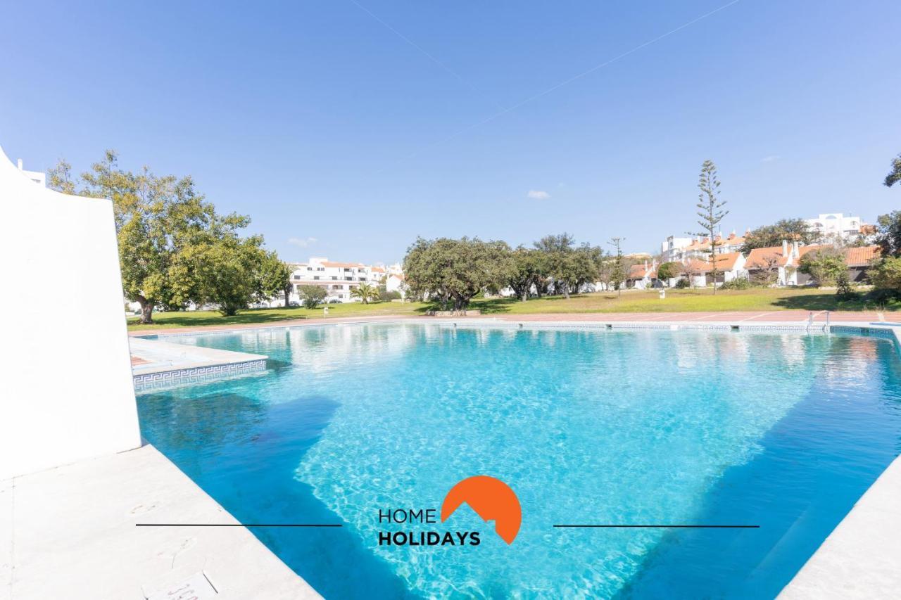 Holiday home #050 With Pool, Strip High Speed Wifi